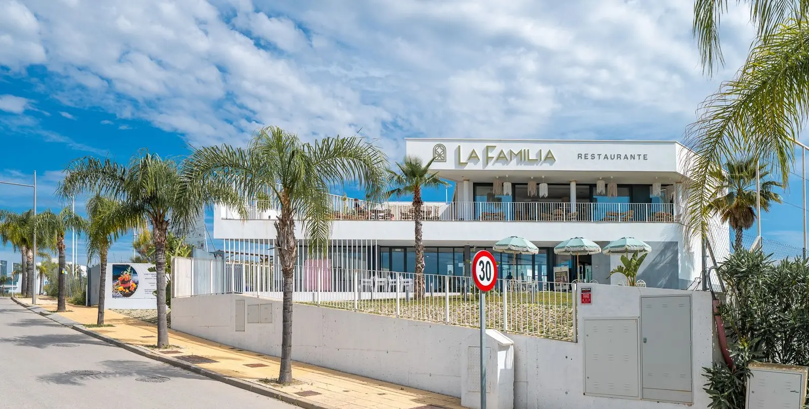 Venta de adosado en Cancelada 35