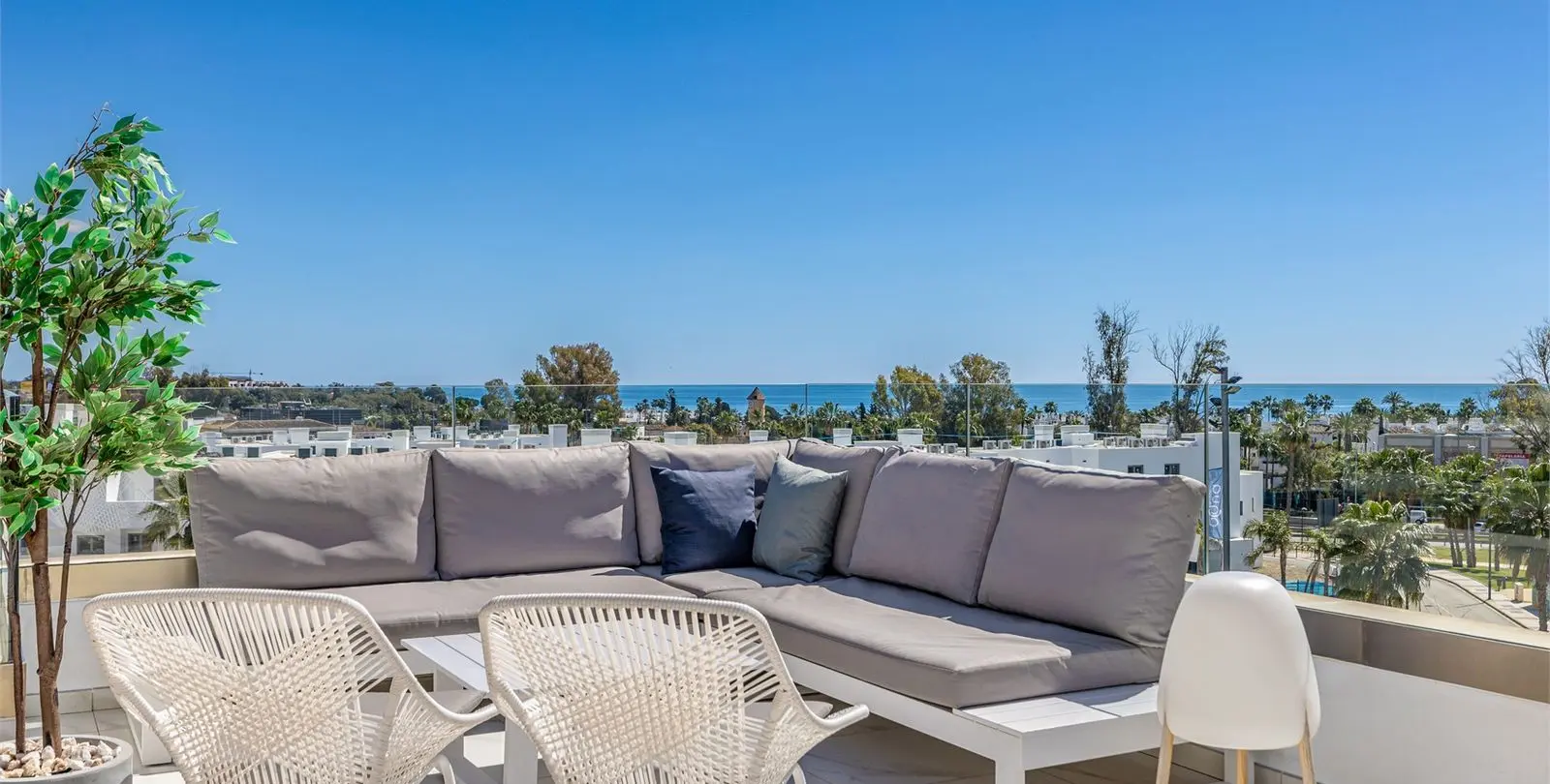 Venta de ático dúplex en Bel Air 1
