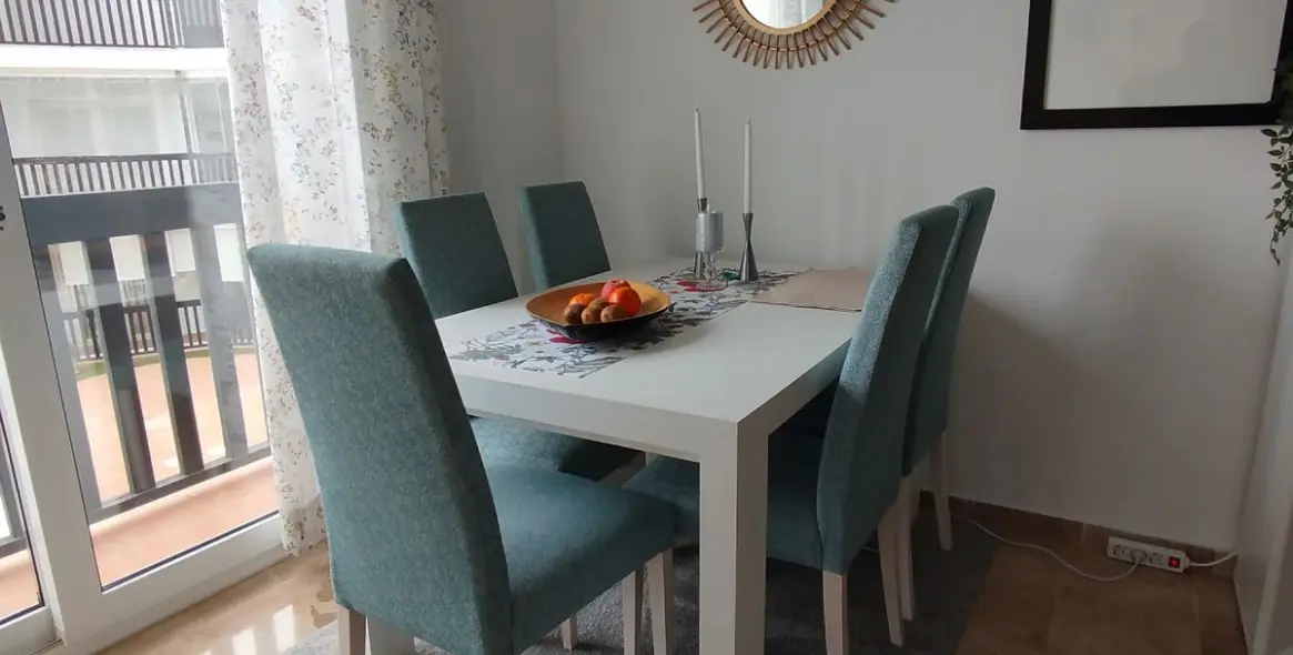 Sale of middle floor apartment in Calahonda 19