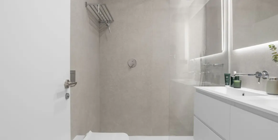 Продажа апартаментов на первом этаже в Altos de los Monteros 8