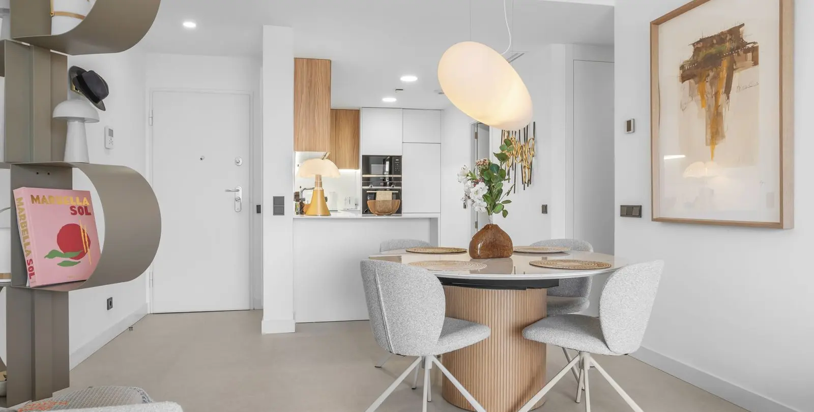 Продажа апартаментов на первом этаже в Altos de los Monteros 16
