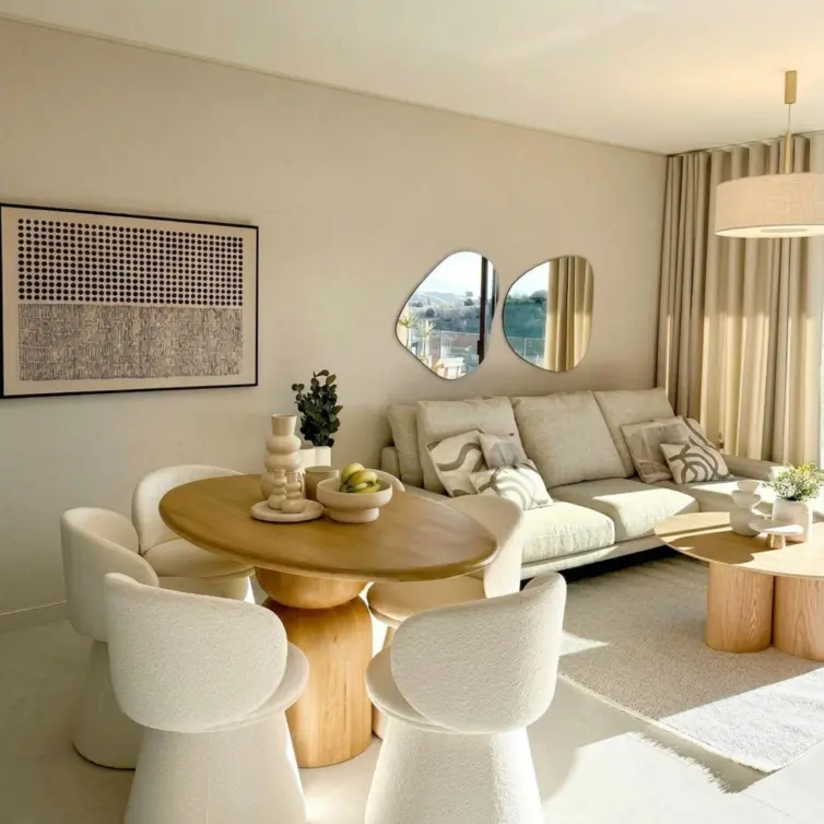 Sale of middle floor apartment in Higueron