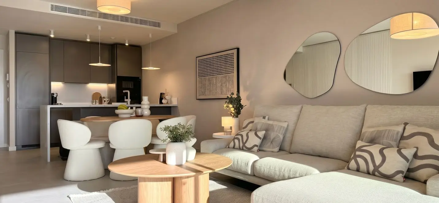 Sale of middle floor apartment in Higueron 3