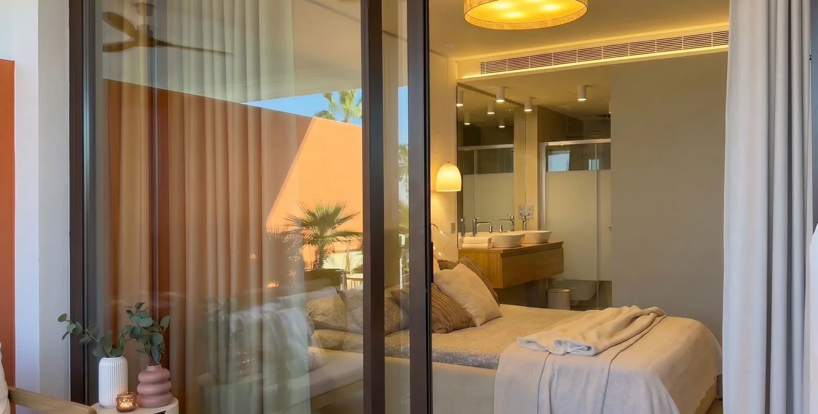 Sale of middle floor apartment in Higueron 8
