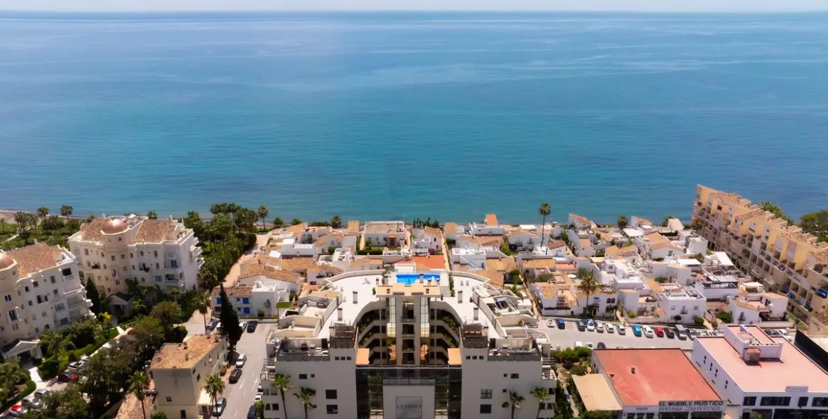 Продажа апартаментов на среднем этаже в Estepona 2