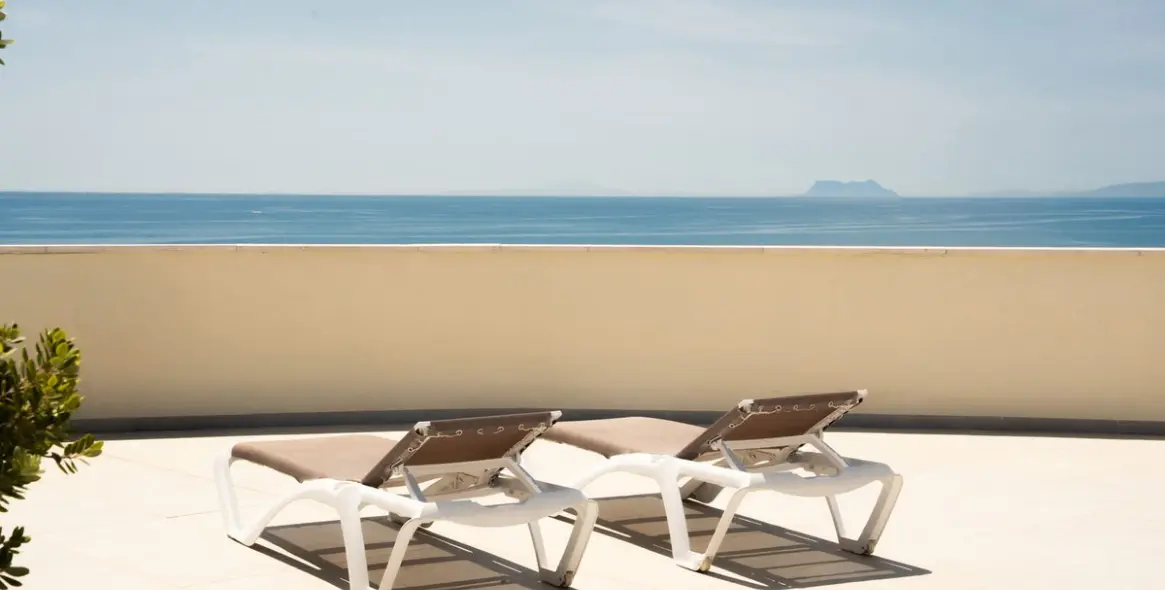 Продажа апартаментов на среднем этаже в Estepona 72