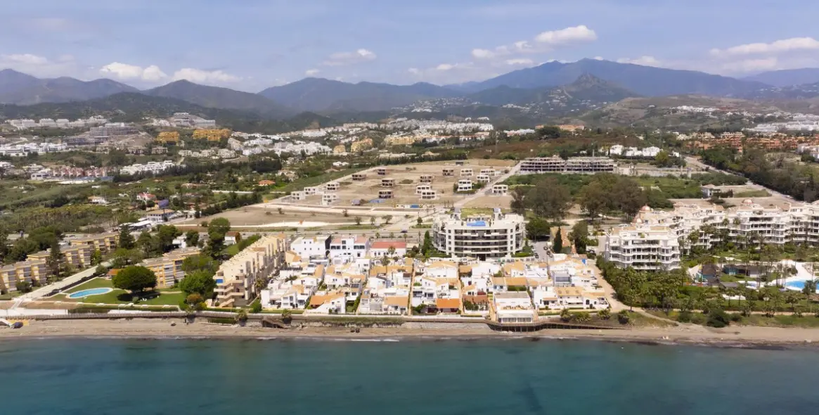 Продажа апартаментов на среднем этаже в Estepona 88