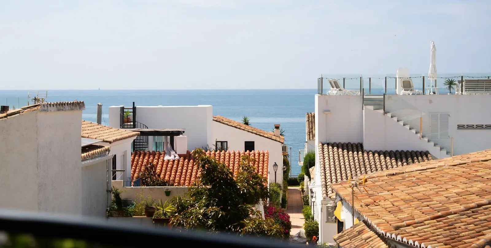 Продажа апартаментов на среднем этаже в Estepona 7