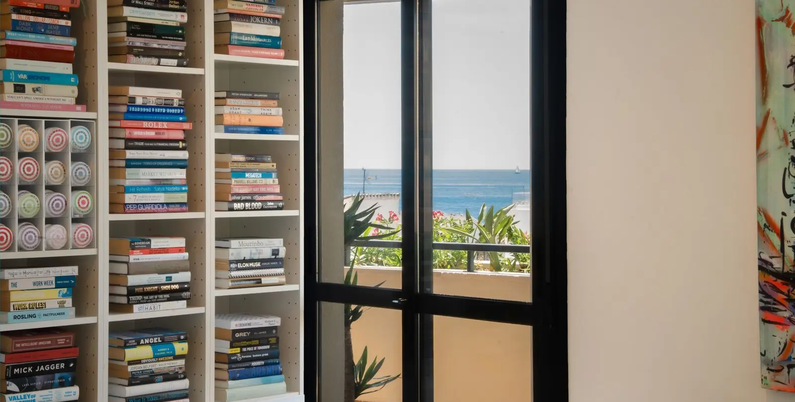Продажа апартаментов на среднем этаже в Estepona 17