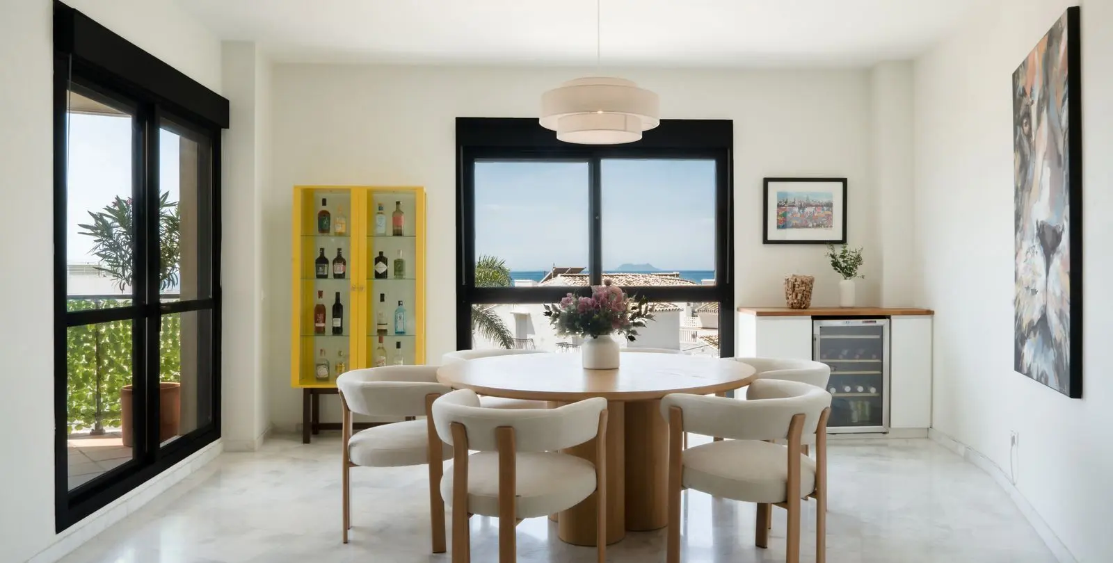 Продажа апартаментов на среднем этаже в Estepona 21