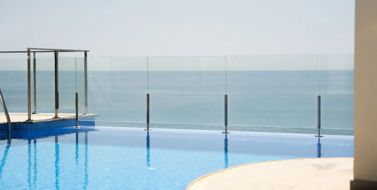 Продажа апартаментов на среднем этаже в Estepona 48