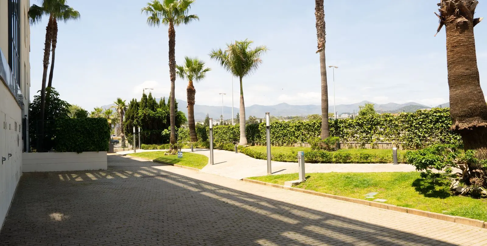 Продажа апартаментов на среднем этаже в Estepona 58