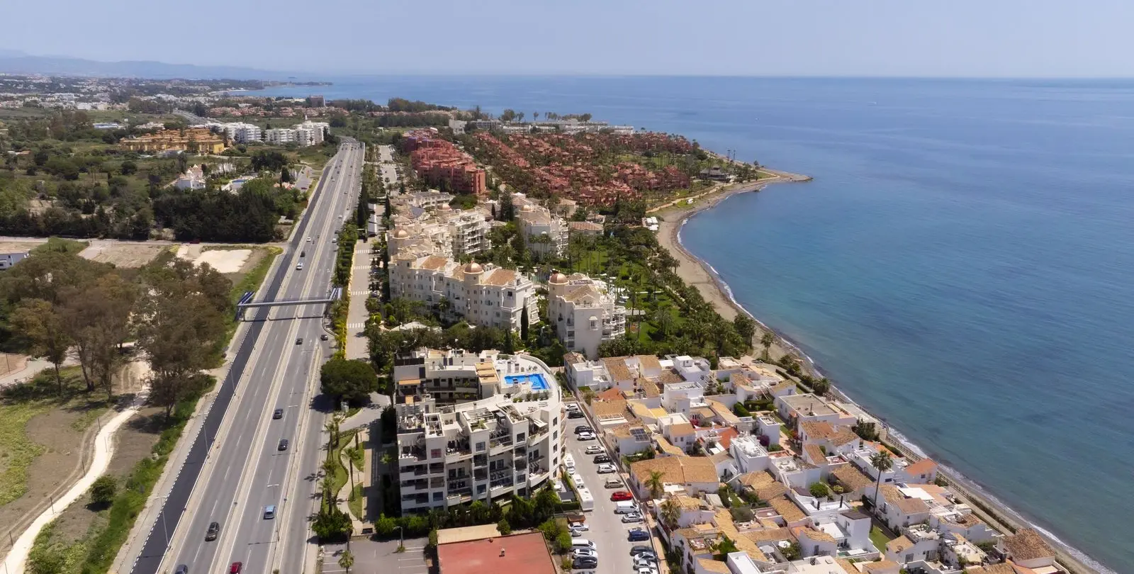 Продажа апартаментов на среднем этаже в Estepona 62