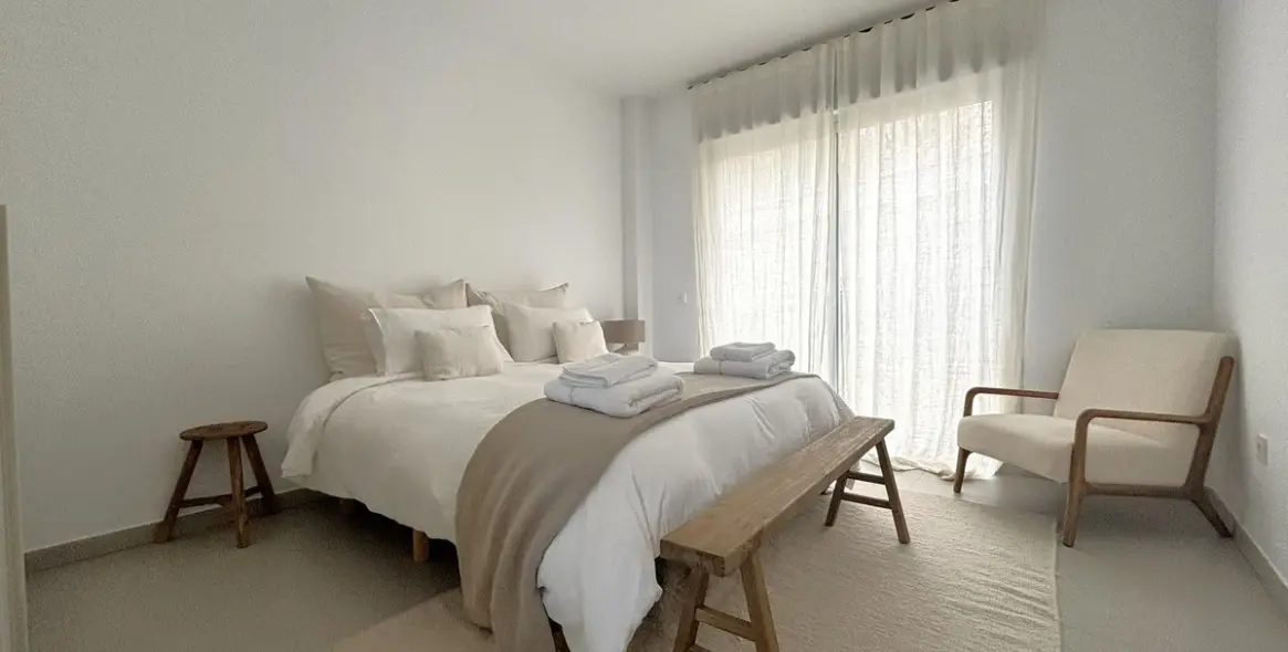 Venta de apartamento en planta media en Benalmadena 11