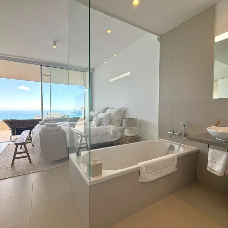 Venta de apartamento en planta media en Benalmadena