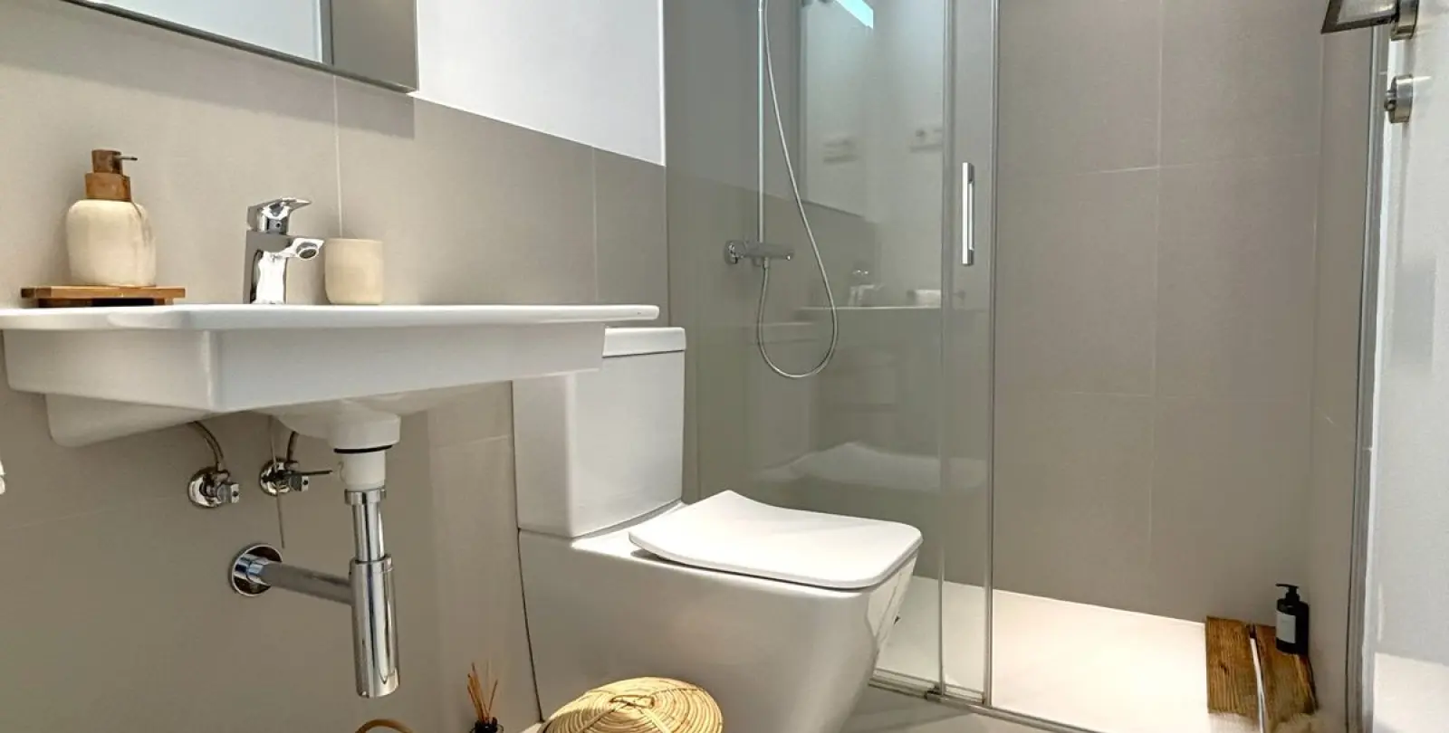 Venta de apartamento en planta media en Benalmadena 5