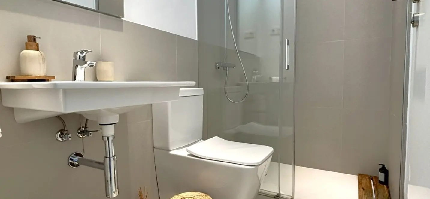 Venta de apartamento en planta media en Benalmadena 4