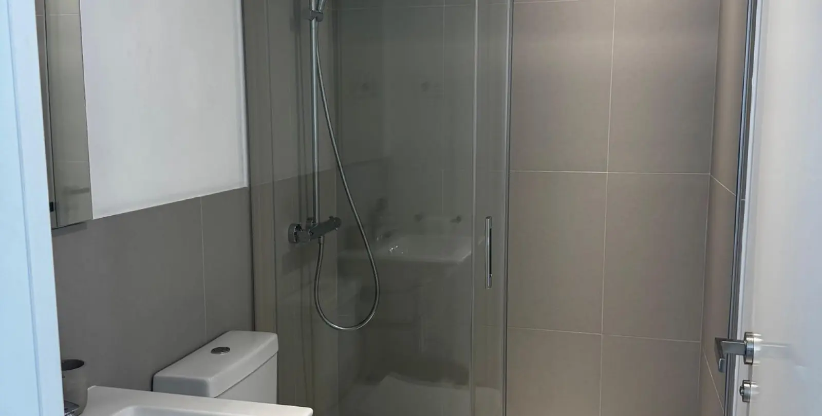 Venta de apartamento en planta media en Benalmadena 13