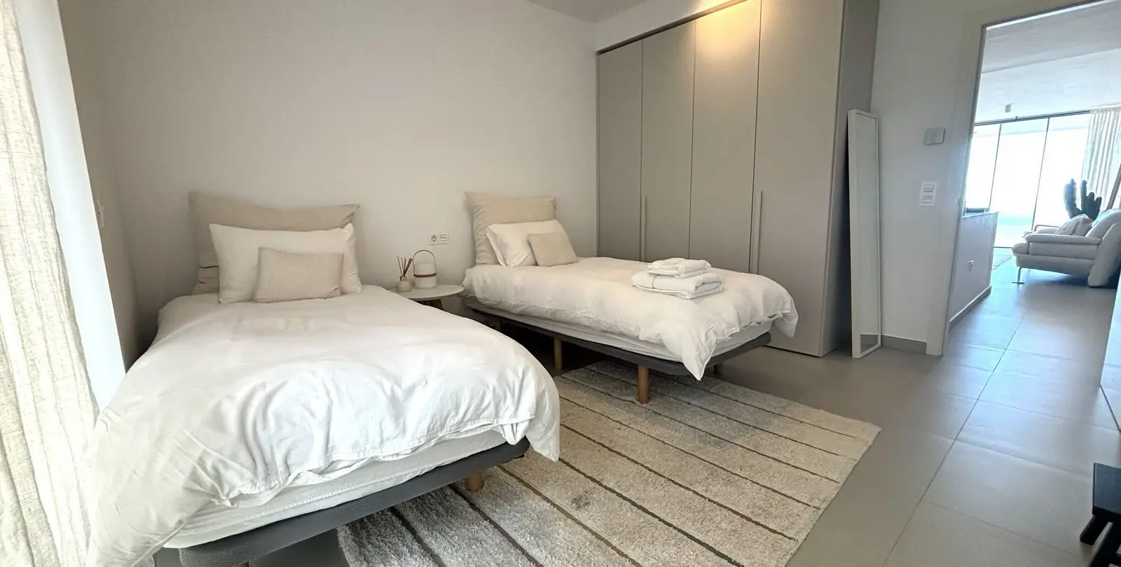 Venta de apartamento en planta media en Benalmadena 16