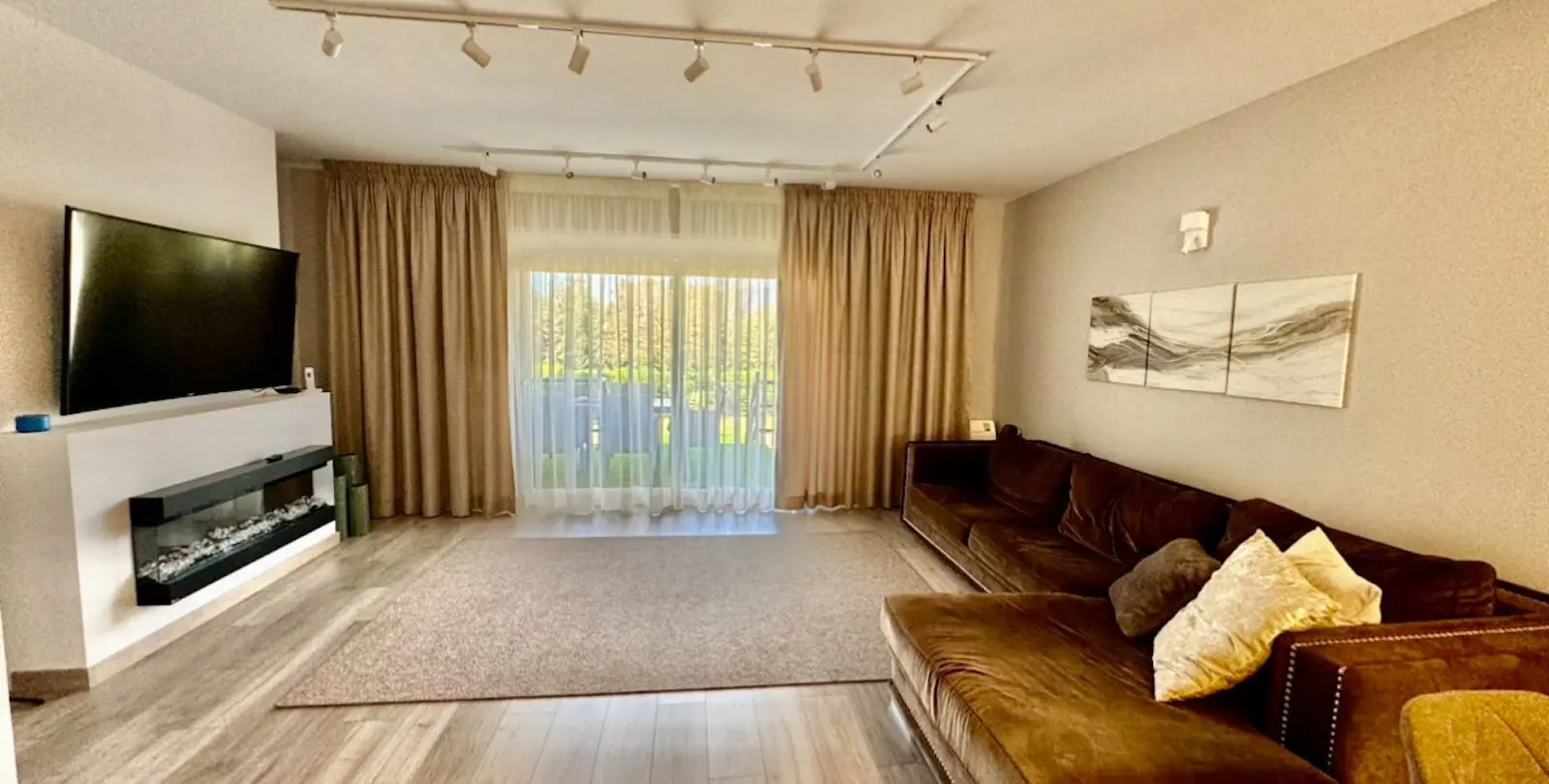 Sale of townhouse in Atalaya 3