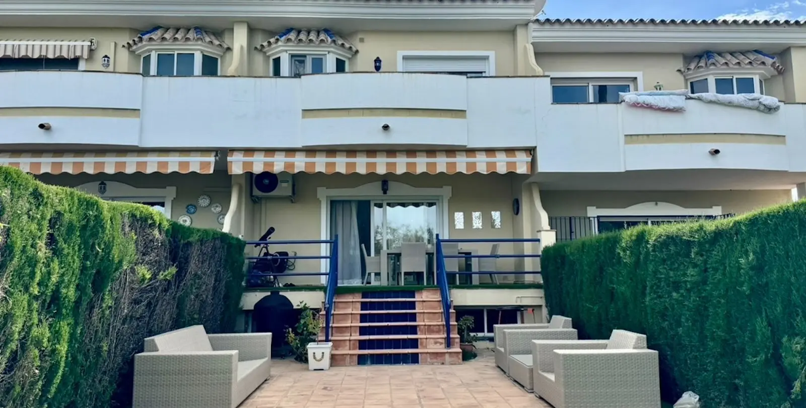 Sale of townhouse in Atalaya 8