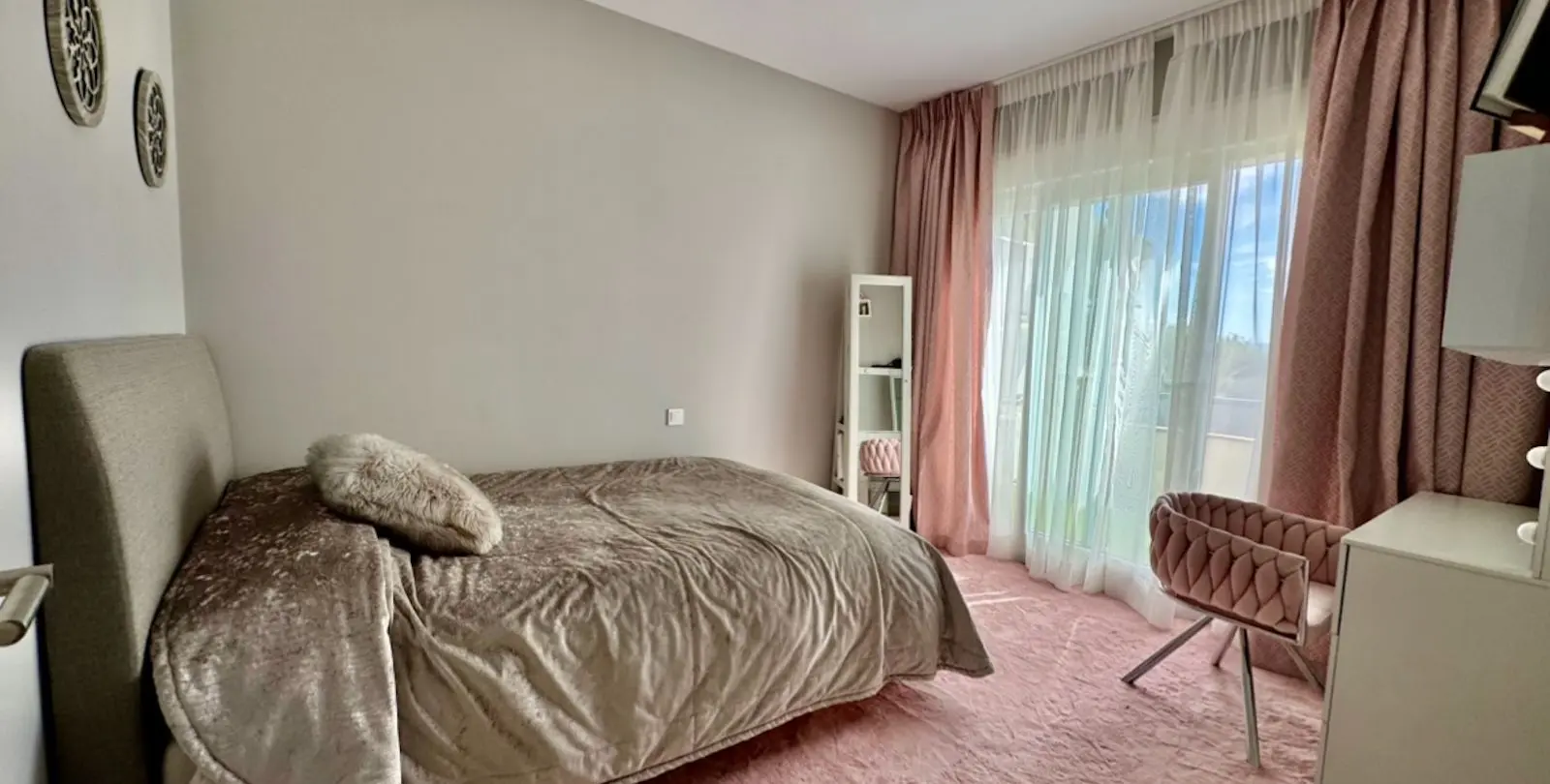 Sale of townhouse in Atalaya 19