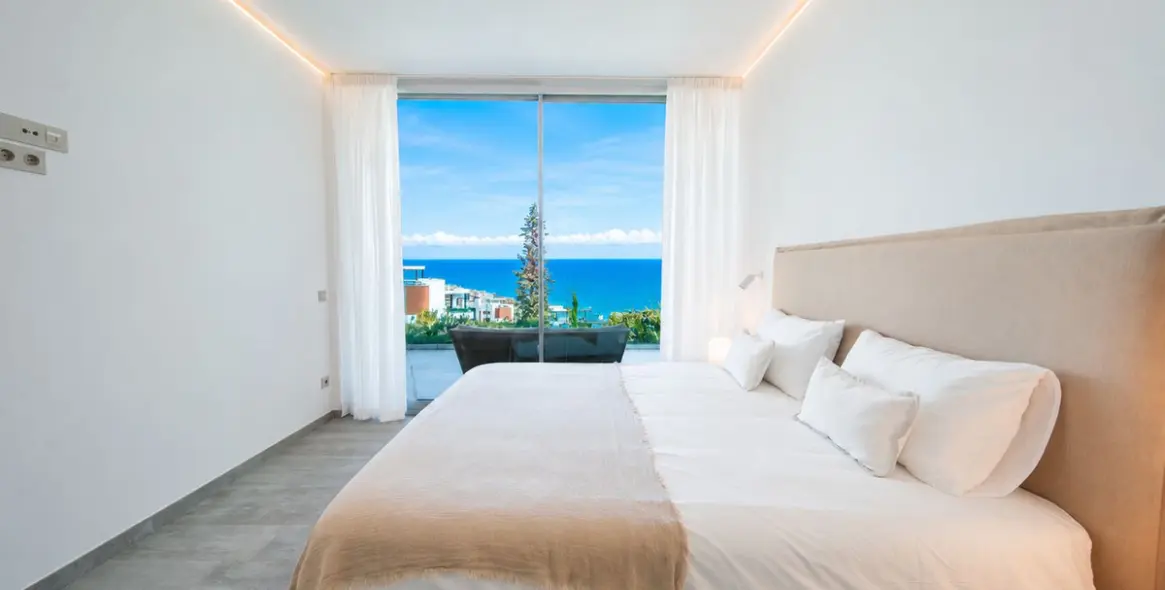Продажа апартаментов на первом этаже в Fuengirola 3