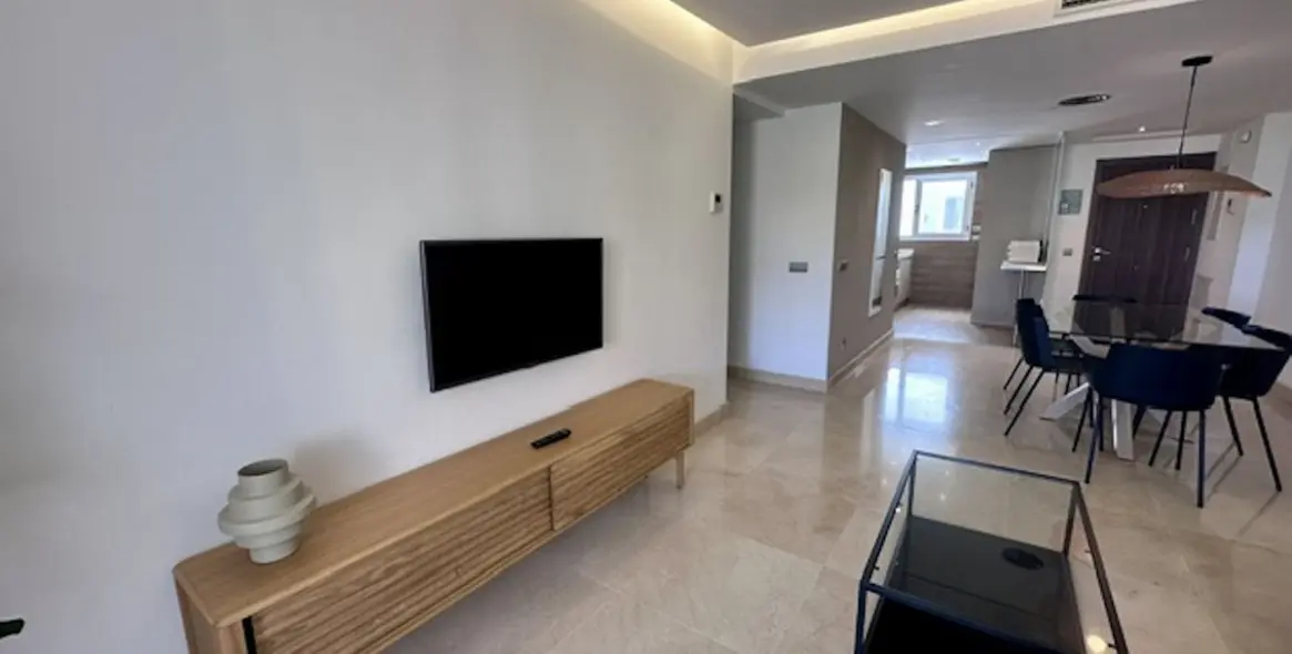 Продажа двухуровневого пентхауса в Marbella 37