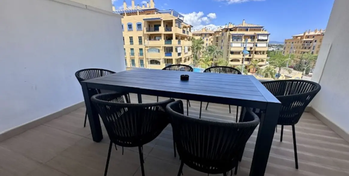 Продажа двухуровневого пентхауса в Marbella 40