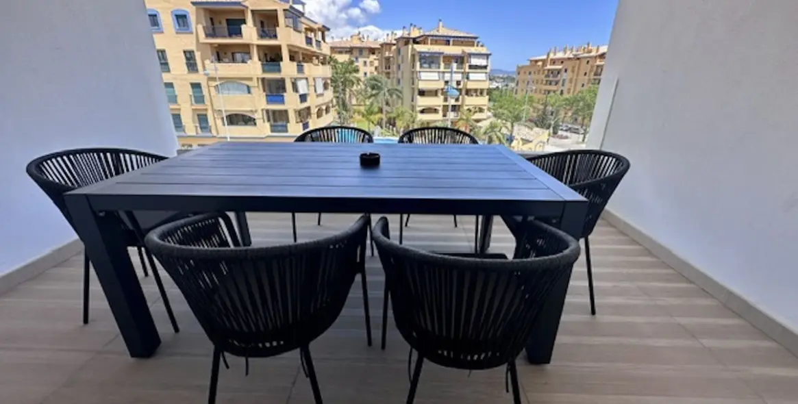 Продажа двухуровневого пентхауса в Marbella 41