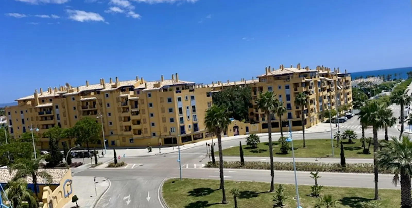 Продажа двухуровневого пентхауса в Marbella 4