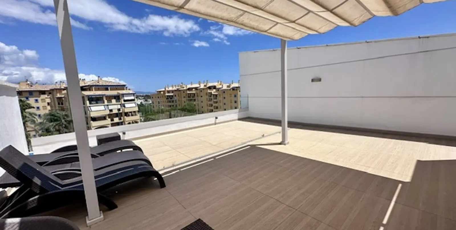 Продажа двухуровневого пентхауса в Marbella 7
