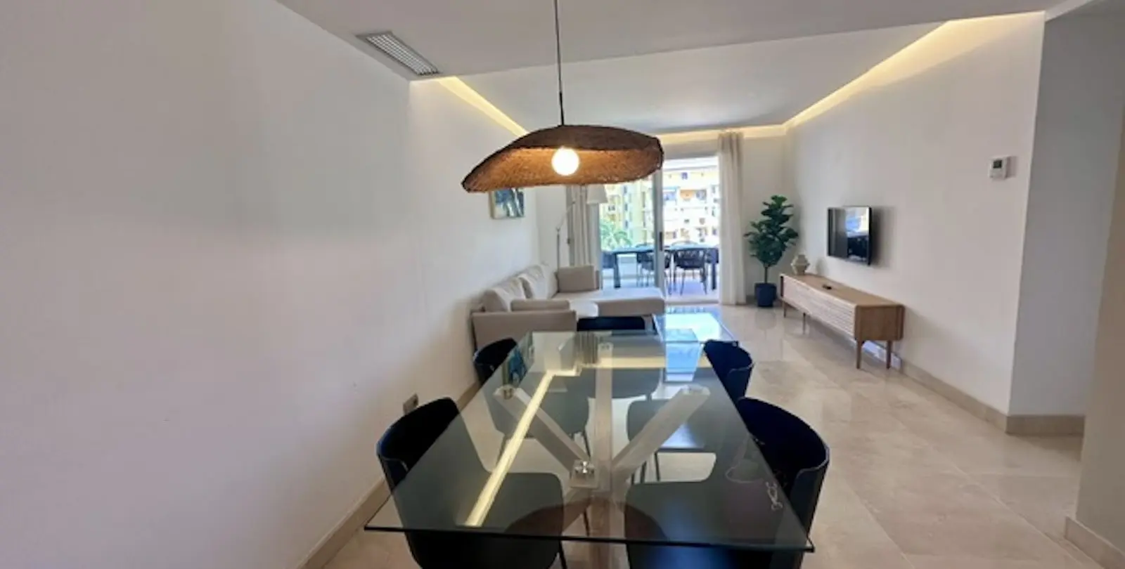 Продажа двухуровневого пентхауса в Marbella 27