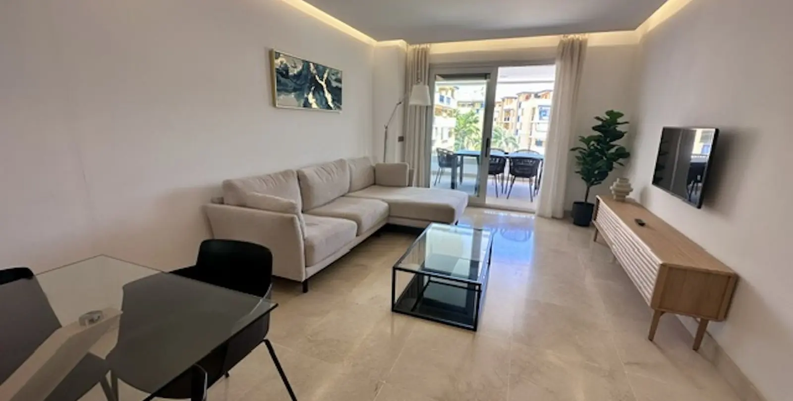 Продажа двухуровневого пентхауса в Marbella 28