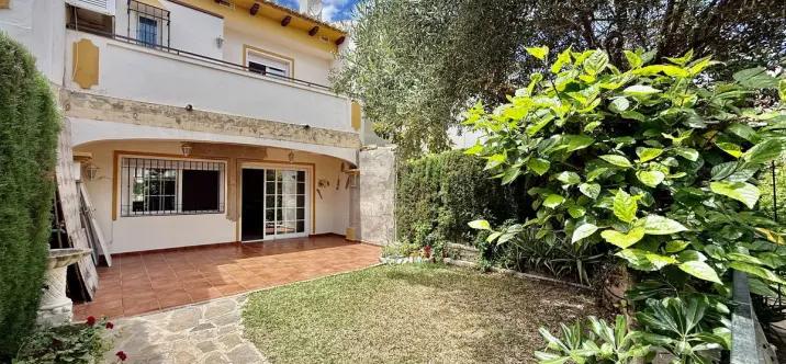 Venta de adosado en Puerto Banús 0