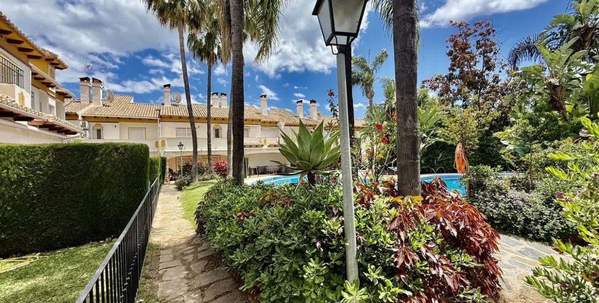 Venta de adosado en Puerto Banús 11