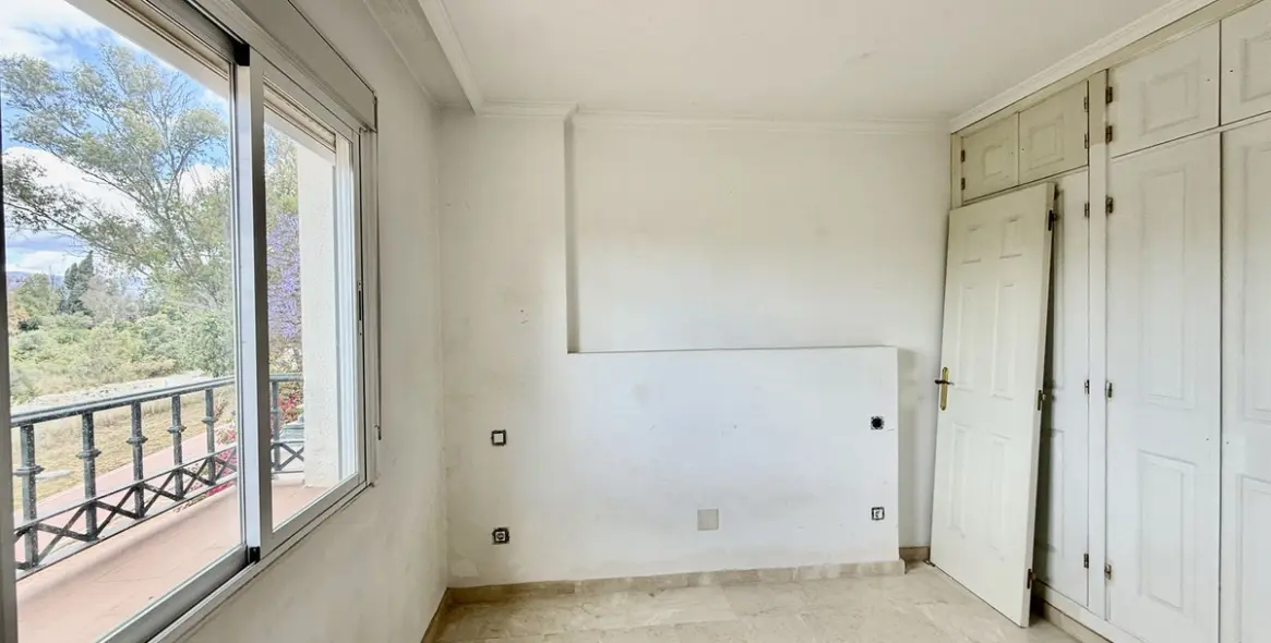 Venta de adosado en Puerto Banús 13
