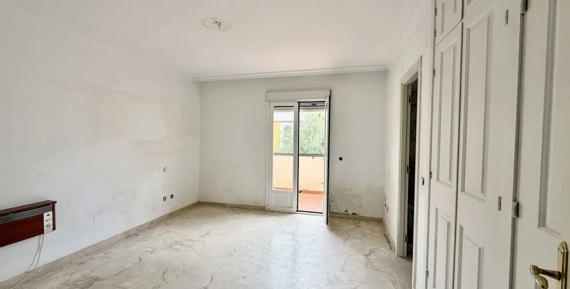 Venta de adosado en Puerto Banús 16