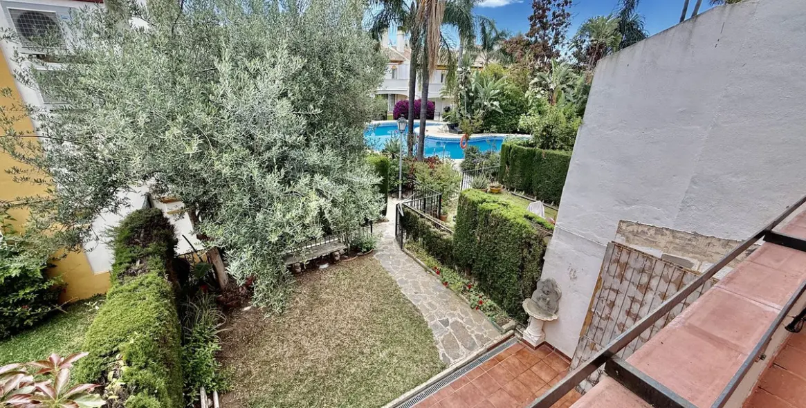 Venta de adosado en Puerto Banús 36