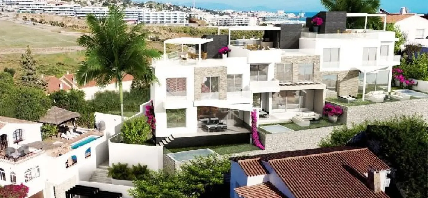 Продажа дома на две семьи в Torreblanca 0