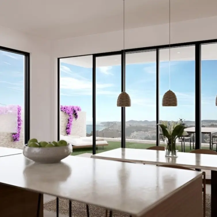 Продажа дома на две семьи в Torreblanca