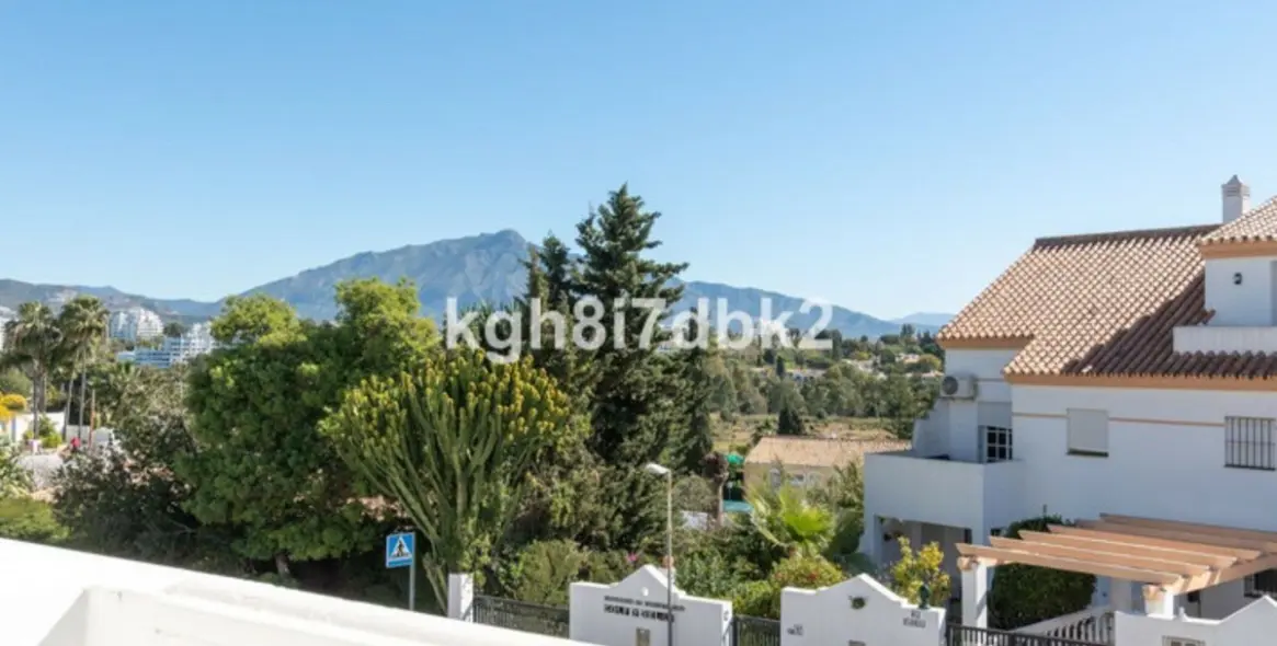 Venta de villa independiente en Estepona 21