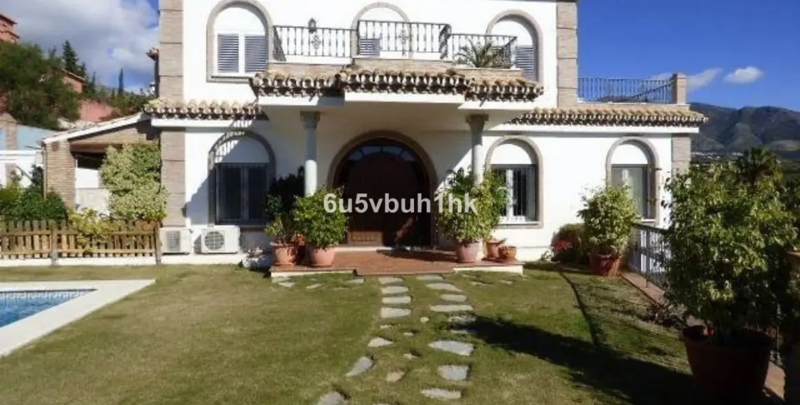 Venta de villa independiente en Vista Verde 3