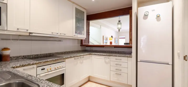 Venta de ático dúplex en Estepona 4