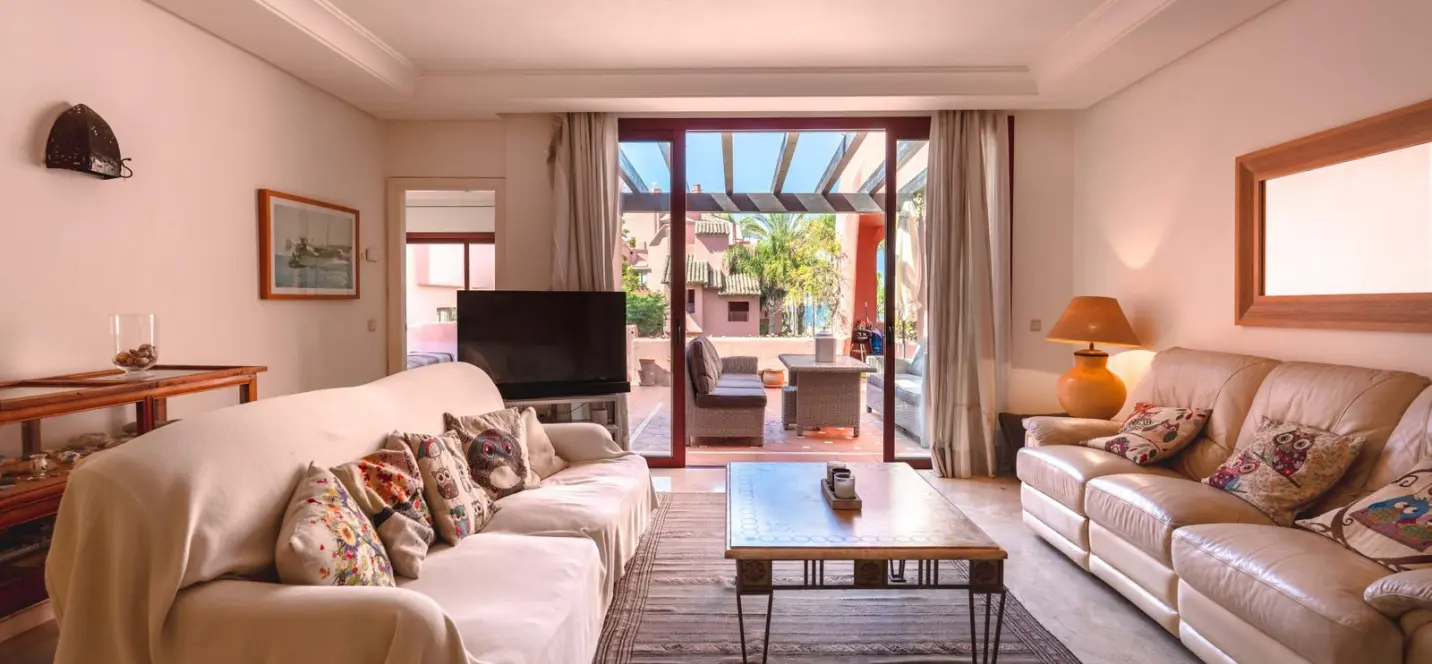 Продажа двухуровневого пентхауса в Estepona 4
