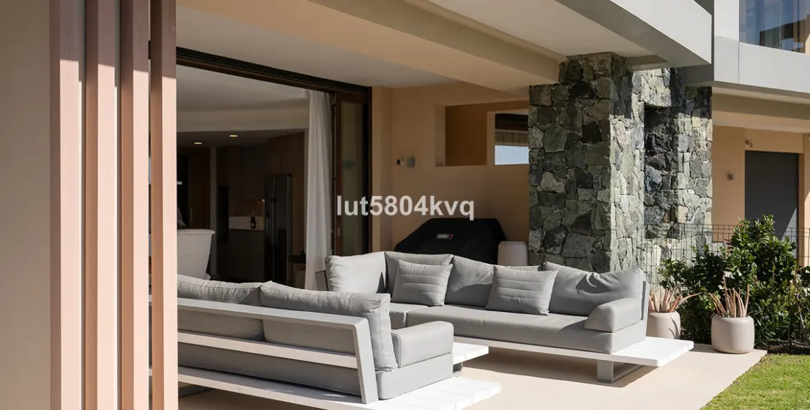 Venta de apartamento en planta baja en Benahavís 5