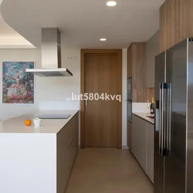 Venta de apartamento en planta baja en Benahavís