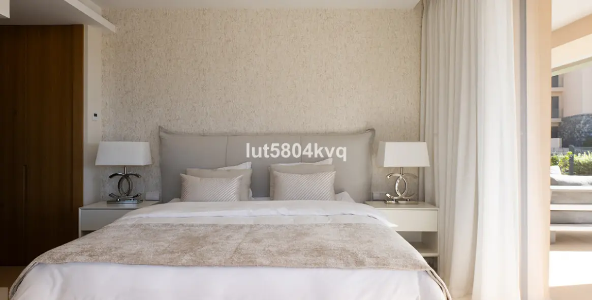 Venta de apartamento en planta baja en Benahavís 12