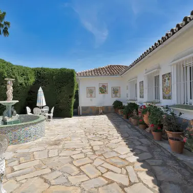 Venta de villa independiente en El Paraiso
