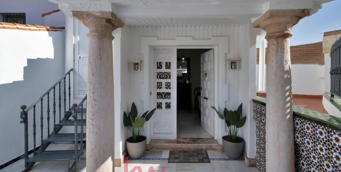 Venta de villa independiente en Cerrado de Calderón - Hacienda Paredes 5